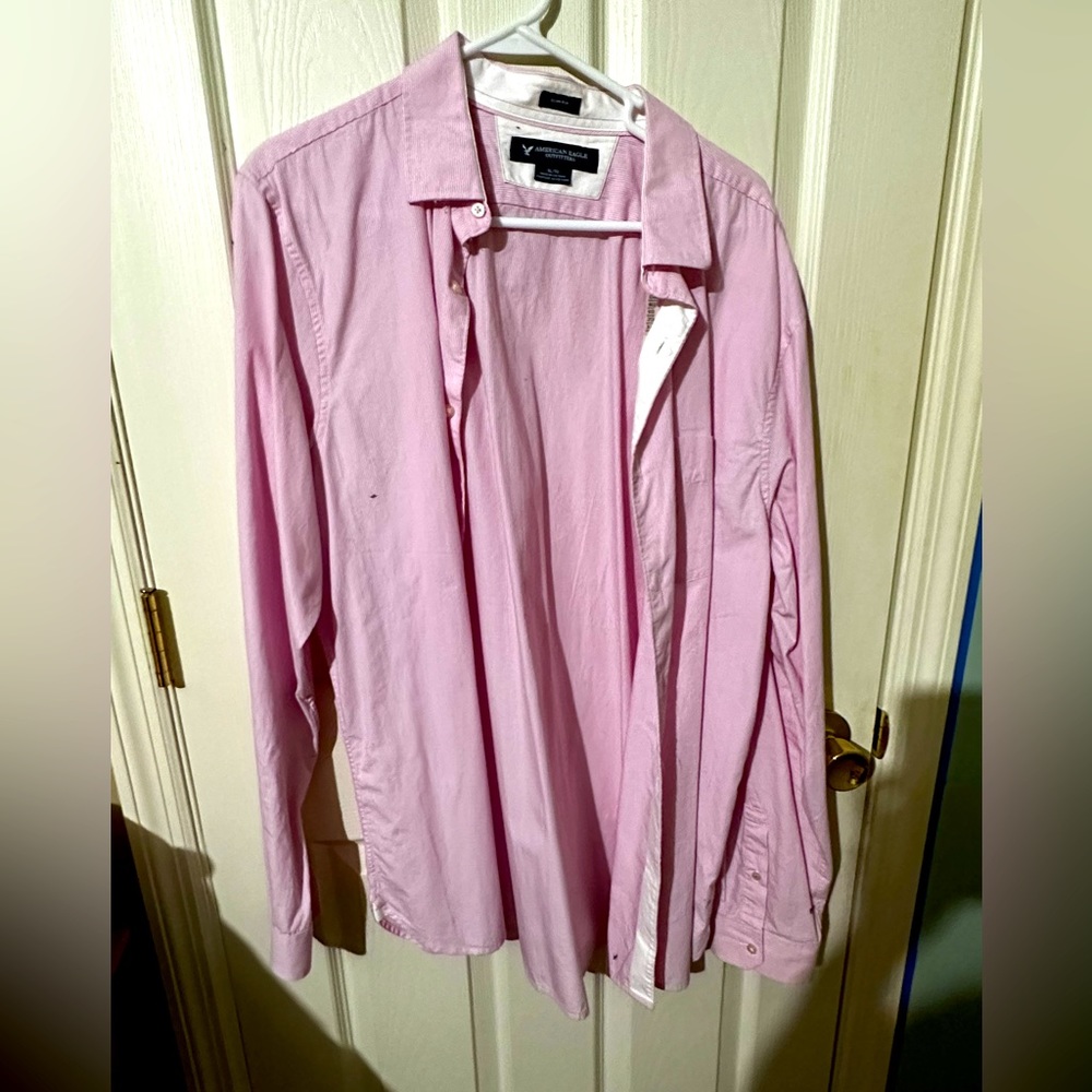 NWT Men’s American Eagle button up. XLG slim fit. Pink & white stripe